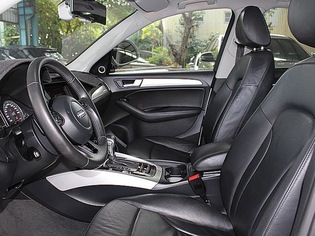 Audi Q5  第10張相片