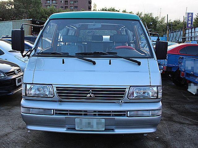 Mitsubishi Delica  第6張相片