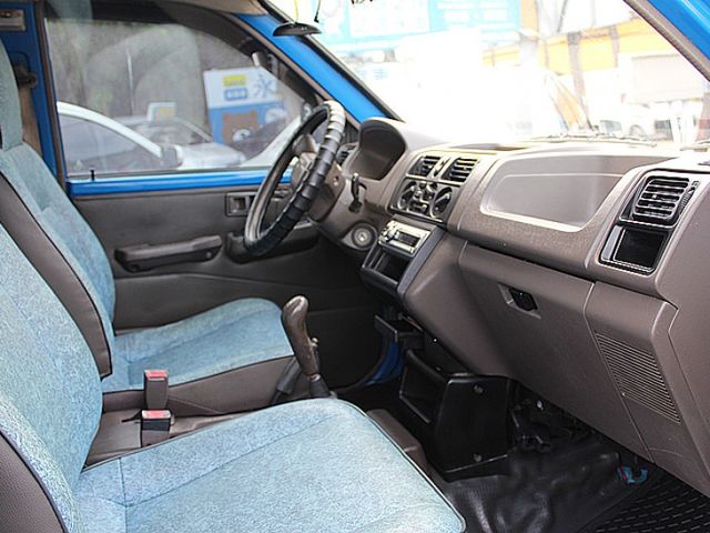 Mitsubishi Freeca  第2張相片