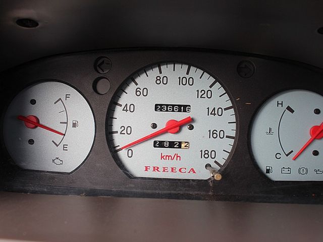 Mitsubishi Freeca  第9張相片