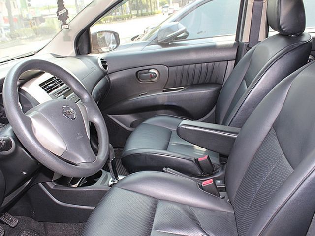 Nissan Livina  第1張相片