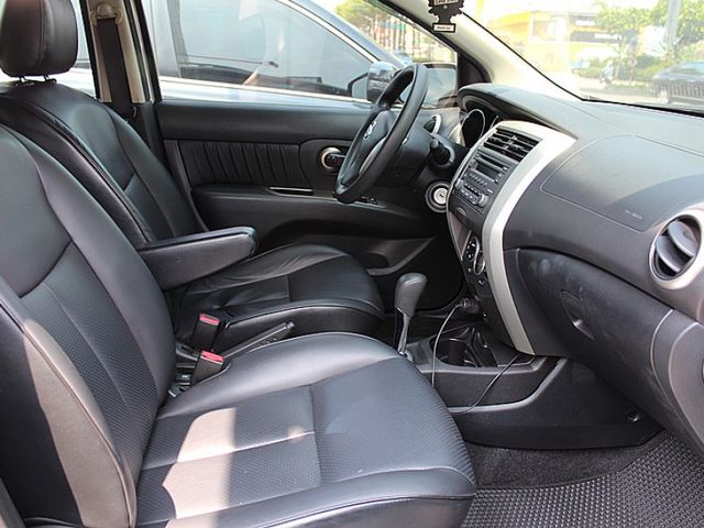 Nissan Livina  第10張相片
