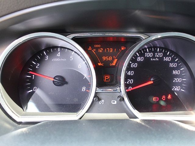 Nissan Livina  第12張相片