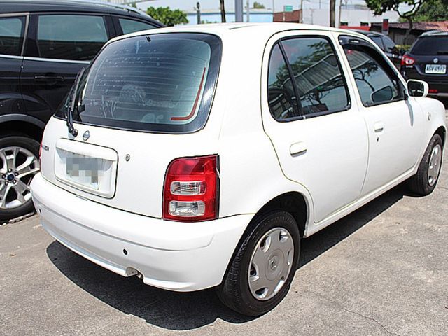 Nissan March  第5張相片