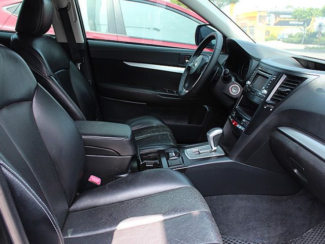 Subaru Legacy  第1張相片