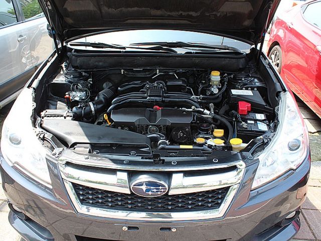 Subaru Legacy  第9張相片