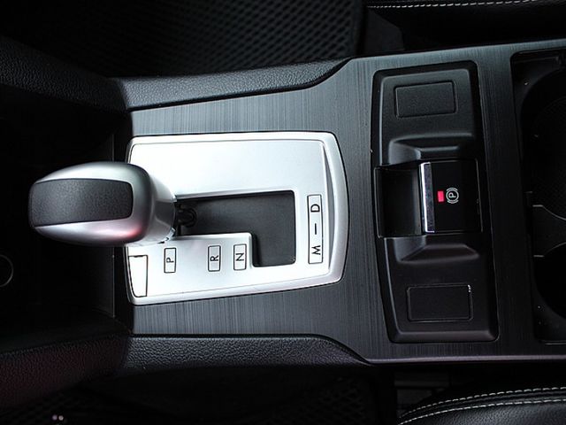Subaru Legacy  第15張相片