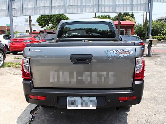 Mitsubishi Zinger  第7張相片
