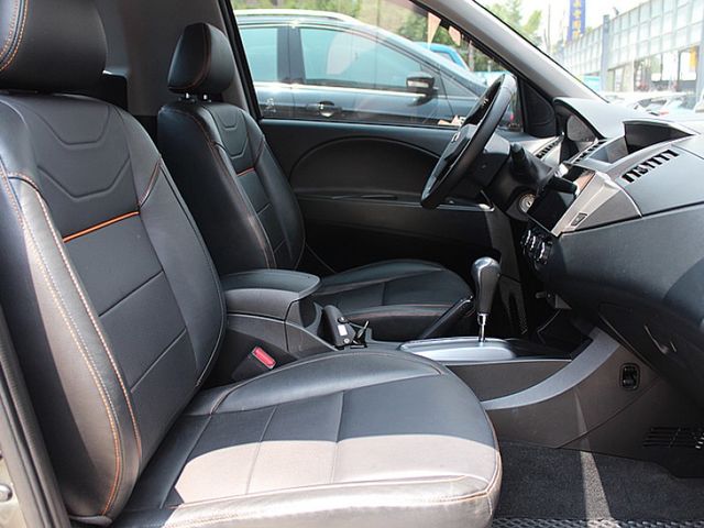 Mitsubishi Zinger  第10張相片