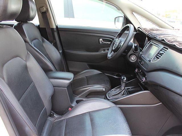 Kia Carens  第1張相片