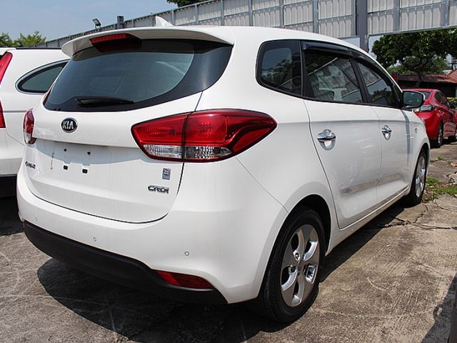 Kia Carens  第5張相片