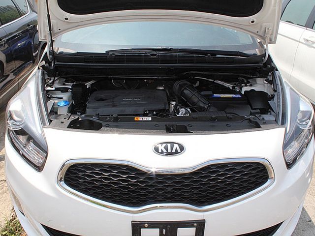 Kia Carens  第9張相片