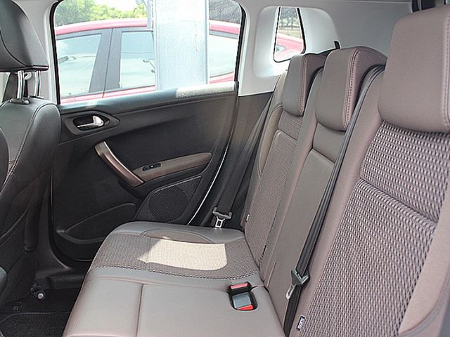 Peugeot 寶獅 2008  第11張相片