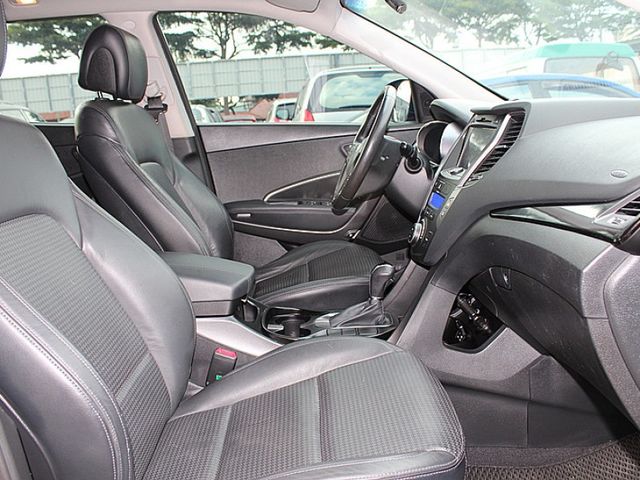 Hyundai Santa Fe  第1張相片