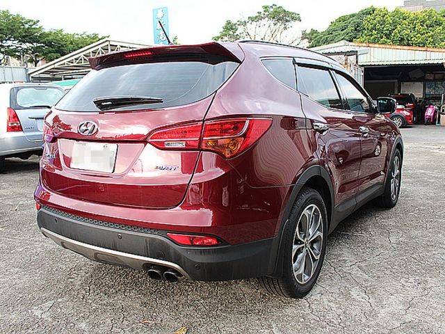 Hyundai Santa Fe  第5張相片