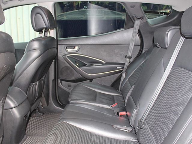 Hyundai Santa Fe  第11張相片