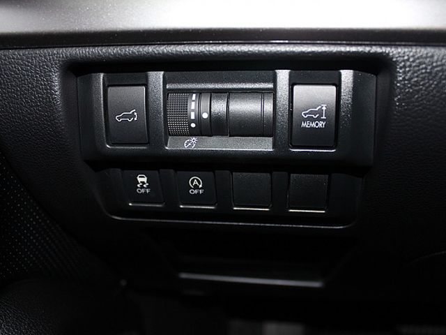 Subaru Outback  第17張相片