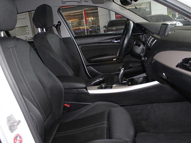 BMW/ 寶馬 118i  第1張相片
