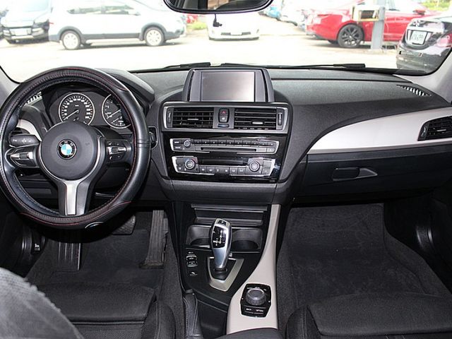 BMW/ 寶馬 118i  第8張相片