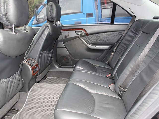 Mercedes-Benz/賓士 S320  第10張相片