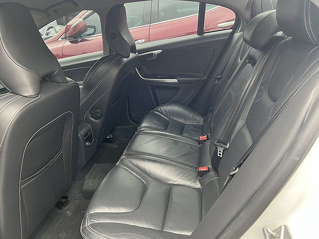 Volvo S60  第11張相片