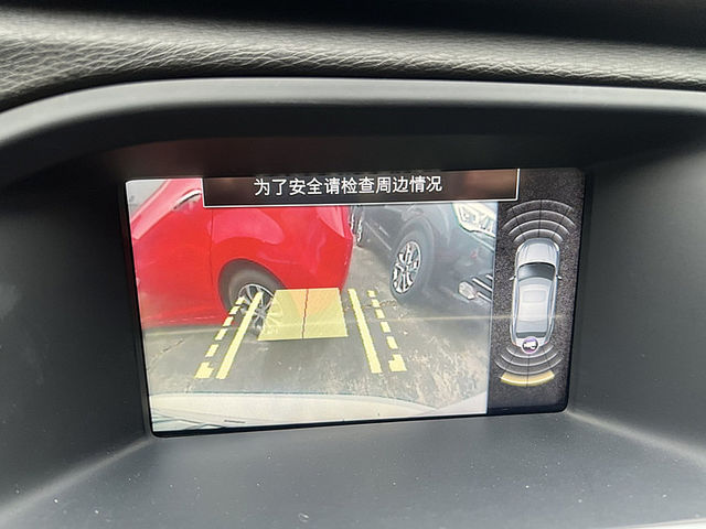 Volvo S60  第14張相片