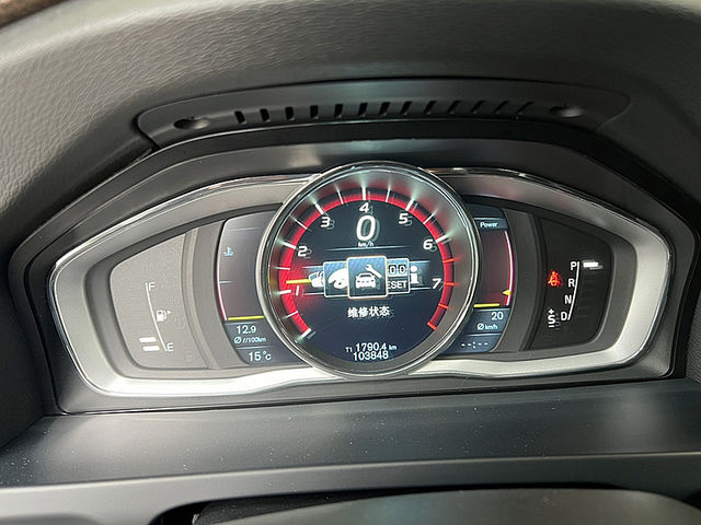 Volvo S60  第16張相片