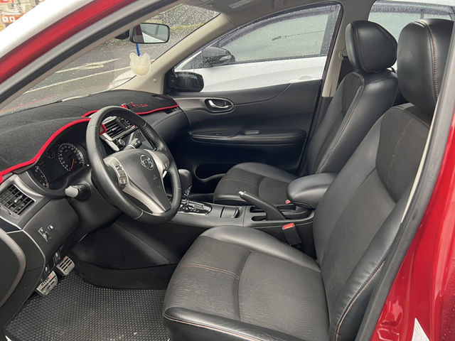 Nissan Tiida  第10張相片