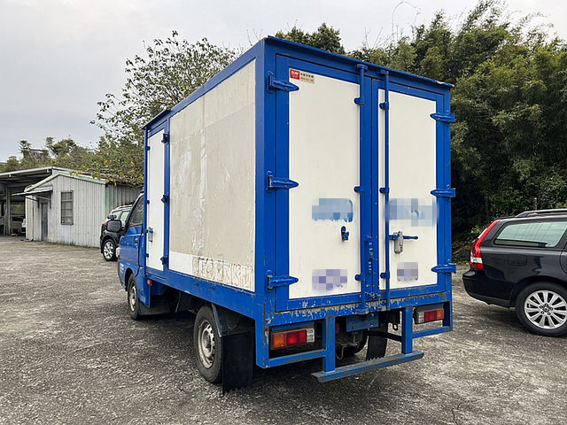 Mitsubishi Delica  第3張相片