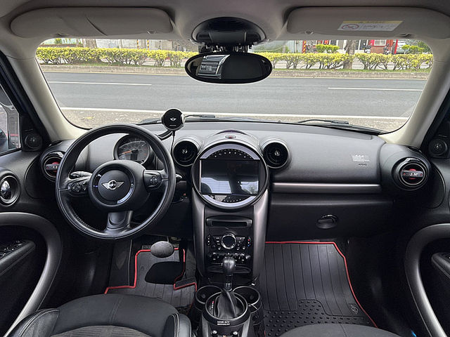 MINI Countryman  第8張相片