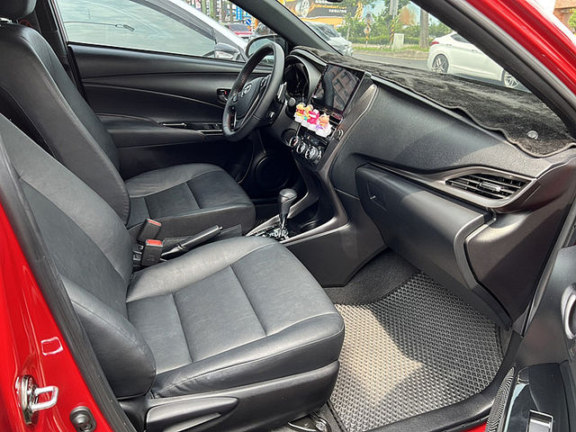 Toyota Yaris  第1張相片