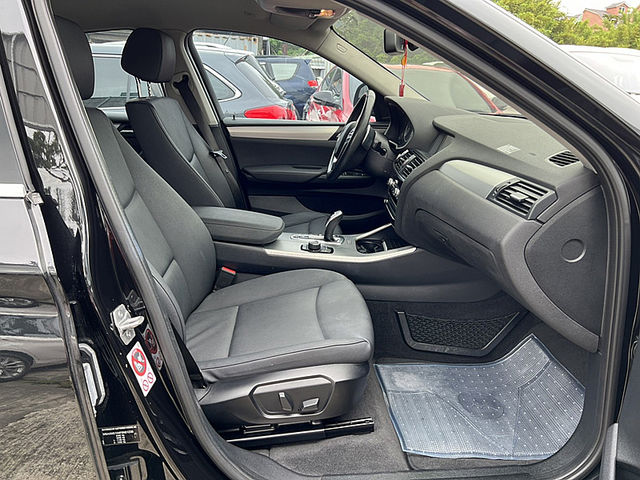 BMW/ 寶馬 X4 SERIES  第1張相片