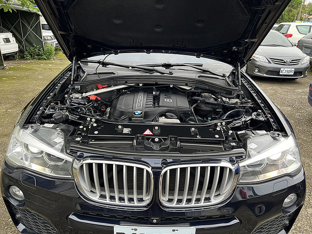 BMW/ 寶馬 X4 SERIES  第9張相片