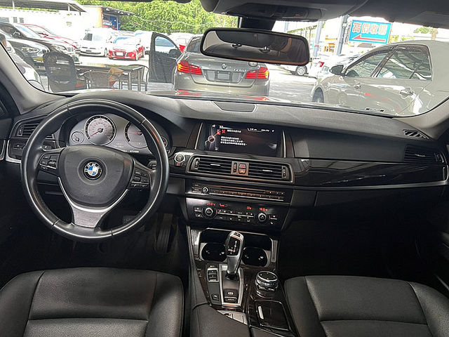 BMW/ 寶馬 528i  第8張相片