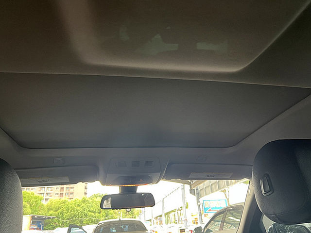 BMW/ 寶馬 528i  第12張相片
