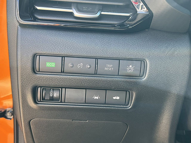 Nissan Sentra  第15張相片
