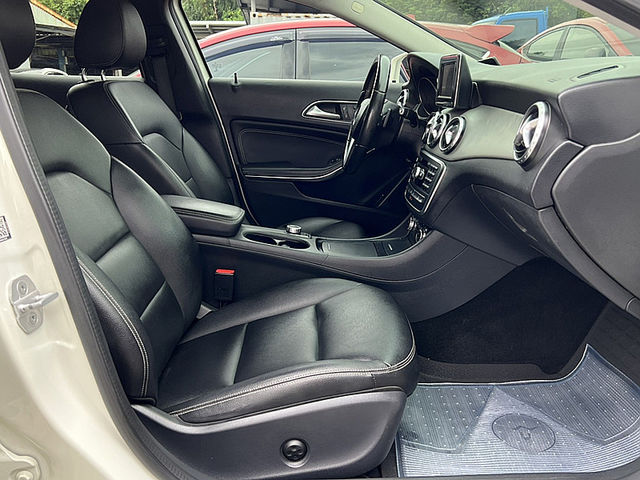 Mercedes-Benz/賓士 GLA250  第1張相片