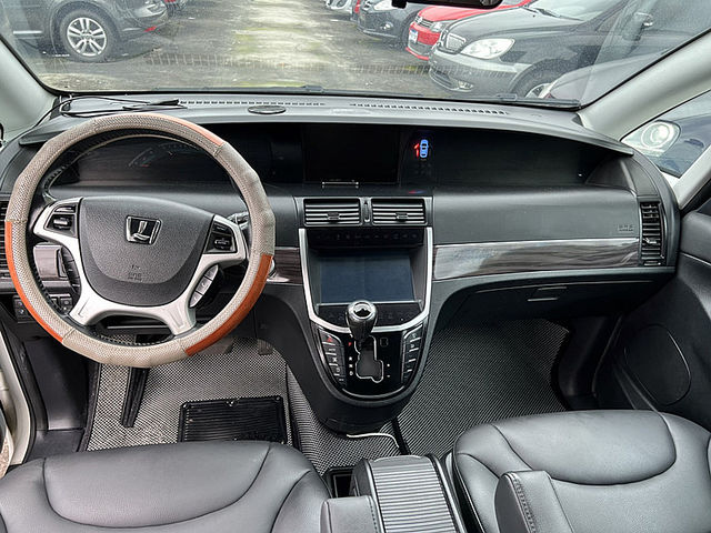 Luxgen V7 Turbo  第8張相片