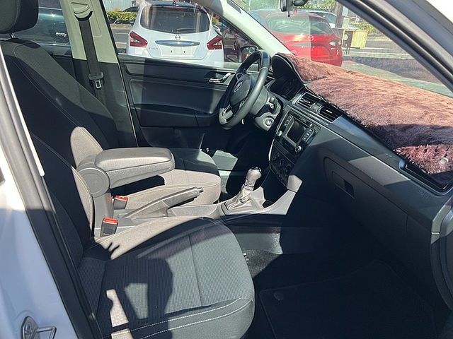 Skoda Rapid  第1張相片