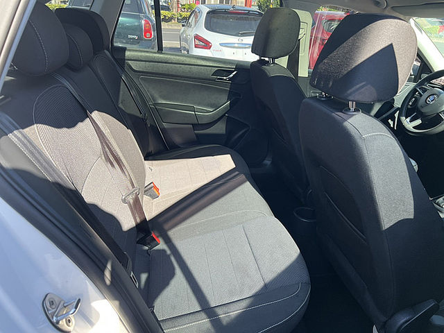 Skoda Rapid  第2張相片
