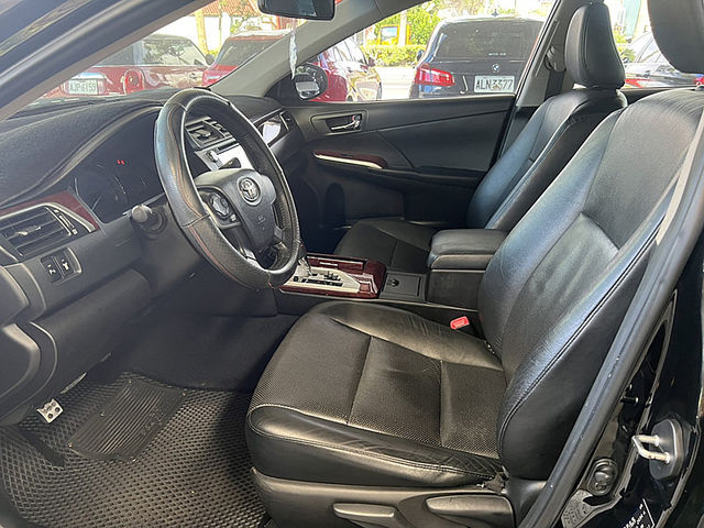 Toyota Camry  第10張相片