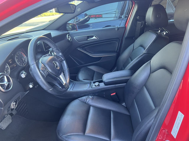Mercedes-Benz/賓士 A-CLASS  第10張相片