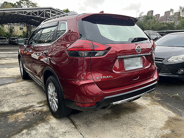 Nissan X-Trail  第14張相片