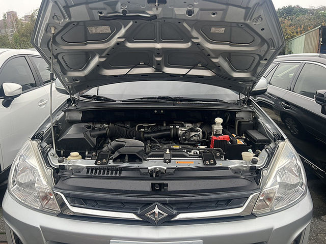 Mitsubishi Zinger  第6張相片
