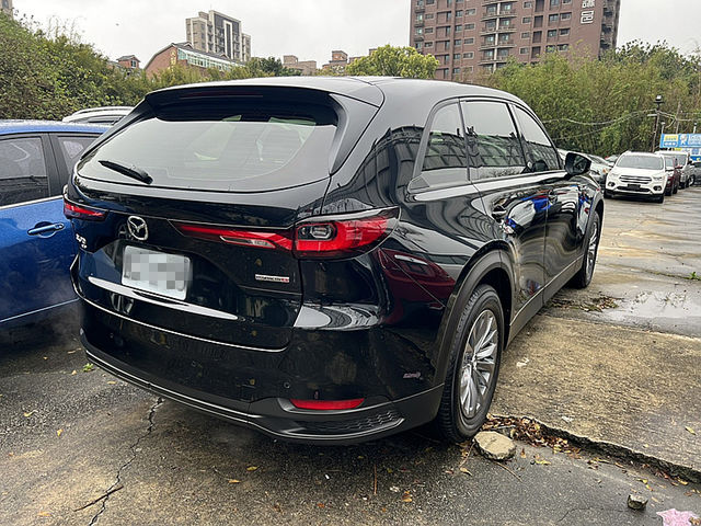 Mazda CX-90  第2張相片