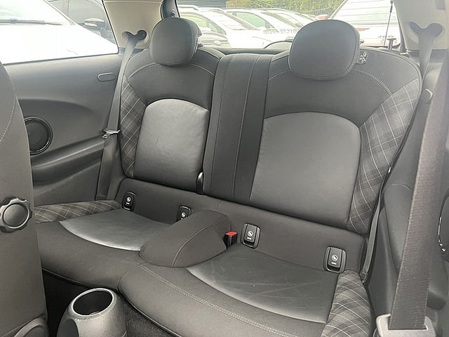 MINI Cooper  第8張相片
