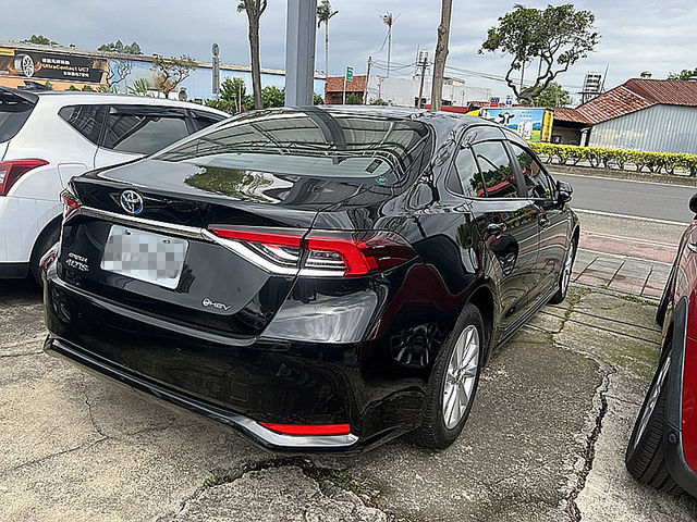 Toyota ALTIS  第2張相片