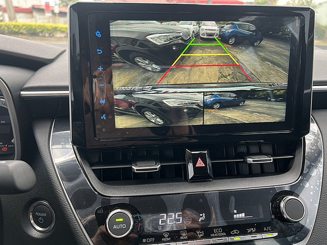 Toyota ALTIS  第10張相片