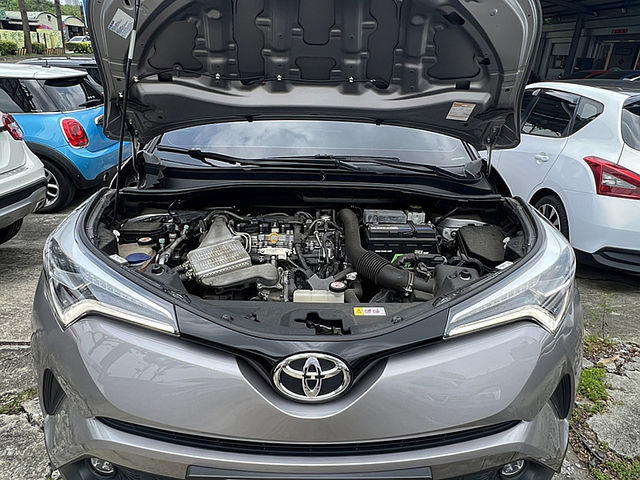 Toyota C-HR  第6張相片