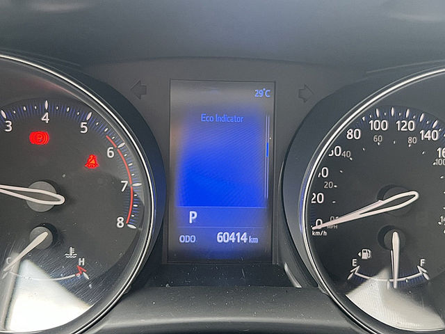 Toyota C-HR  第9張相片